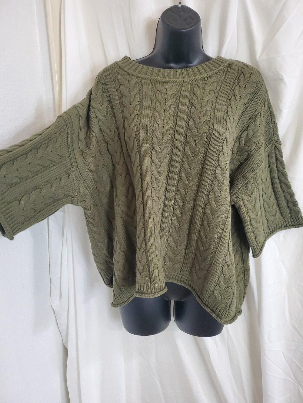 Jessica Simpson olive green chunky cableknit rolled hem short sleeve sweater